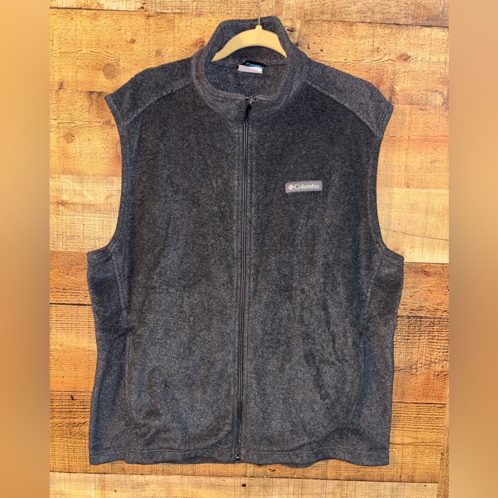 Columbia Fleece Vest - Picture 1 of 5